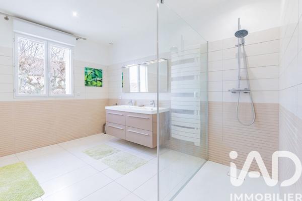 Maison à vendre 7 pièces 199 m² Morangis