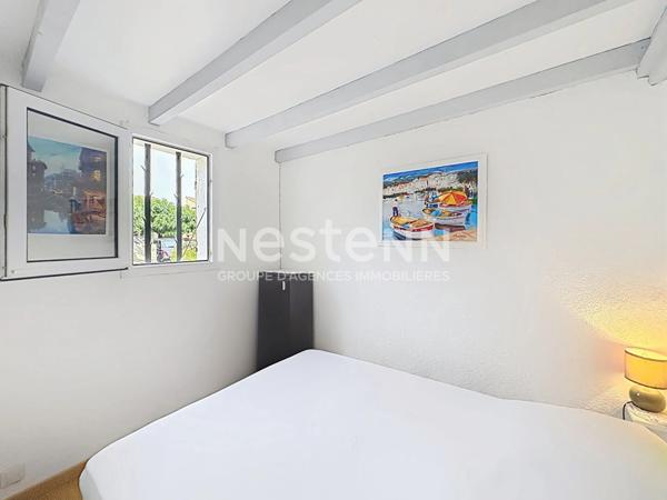 Charmante villa 2 pièces de 33.6 m² (27.28 m² loi carrez) + mezzanine, jardin et terrasse de 27 m² dans résidence avec piscine à Saint-Pierre-la-Mer