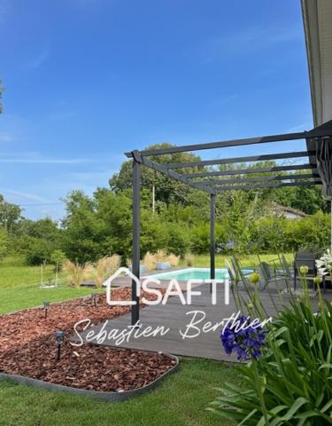 Villa récente avec piscine à 2 min de Lavaur – 3 chambres – Garage – RT 2012