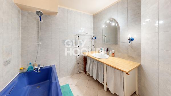 APPARTEMENT À VENDRE DE 4 PIÈCES DE 116,62 M²