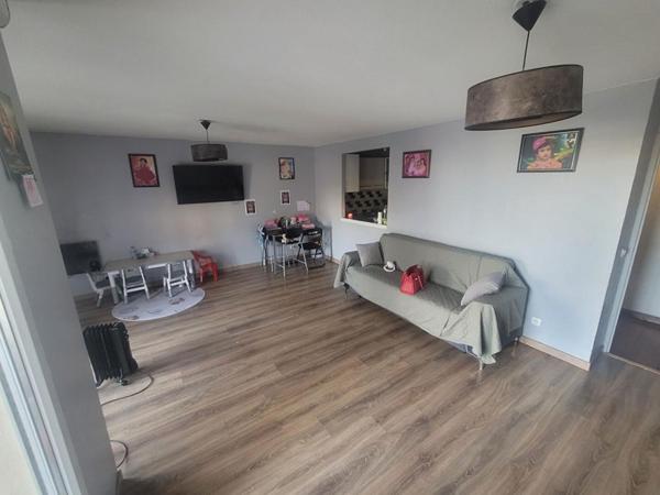 Appartement Le Bourget 3 pièce(s) 65 m2