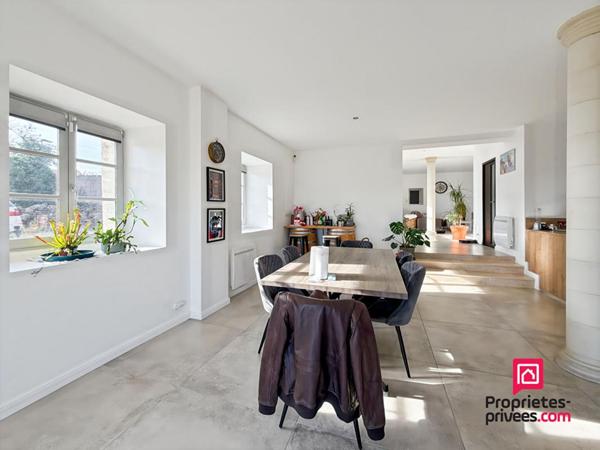 PROCHE AVALLON ANCIENNE GRANGE RENOVEE