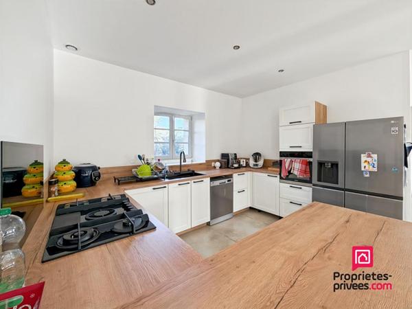 PROCHE AVALLON ANCIENNE GRANGE RENOVEE