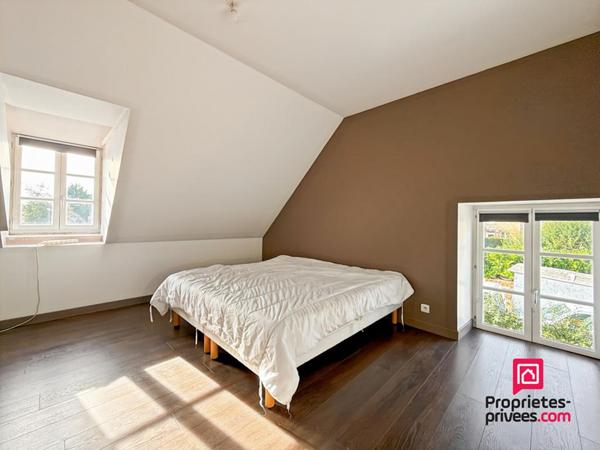 PROCHE AVALLON ANCIENNE GRANGE RENOVEE