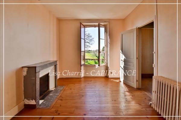 Propriete à vendre 14 pièces LE HOUGA (32) de 215 m2 habitables à rénover, sur 11949 m2 de terrain, dépendances