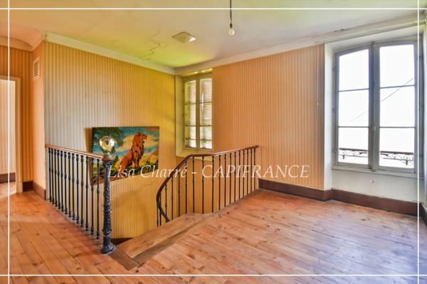 Propriete à vendre 14 pièces LE HOUGA (32) de 215 m2 habitables à rénover, sur 11949 m2 de terrain, dépendances