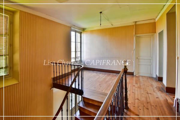 Propriete à vendre 14 pièces LE HOUGA (32) de 215 m2 habitables à rénover, sur 11949 m2 de terrain, dépendances