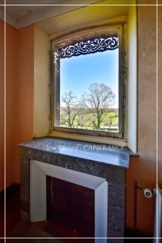 Propriete à vendre 14 pièces LE HOUGA (32) de 215 m2 habitables à rénover, sur 11949 m2 de terrain, dépendances