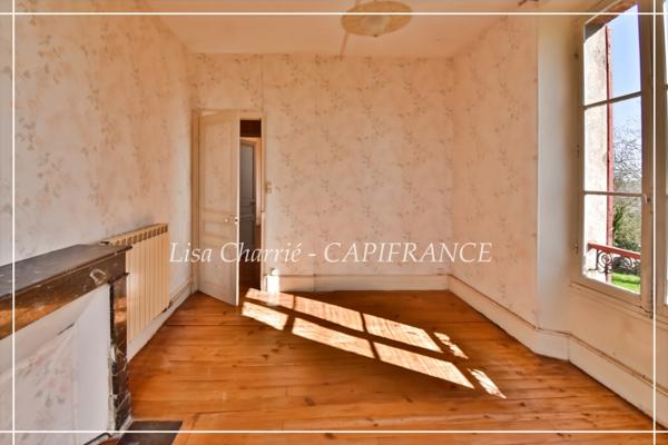 Propriete à vendre 14 pièces LE HOUGA (32) de 215 m2 habitables à rénover, sur 11949 m2 de terrain, dépendances