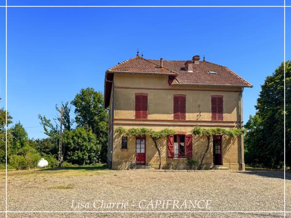 Propriete à vendre 14 pièces LE HOUGA (32) de 215 m2 habitables à rénover, sur 11949 m2 de terrain, dépendances