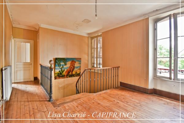 Propriete à vendre 14 pièces LE HOUGA (32) de 215 m2 habitables à rénover, sur 11949 m2 de terrain, dépendances