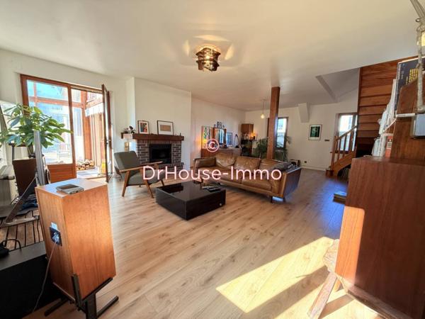 Maison à vendre 9 pièces de 214 m²