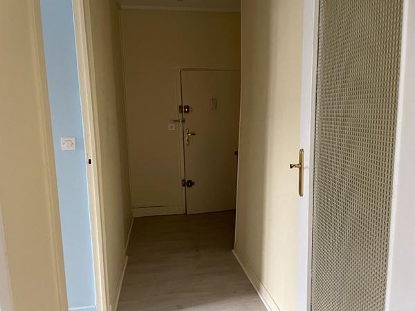 Appartement type 2, lumineux en très bon état général au coeur de Montereau-Fault-Yonne