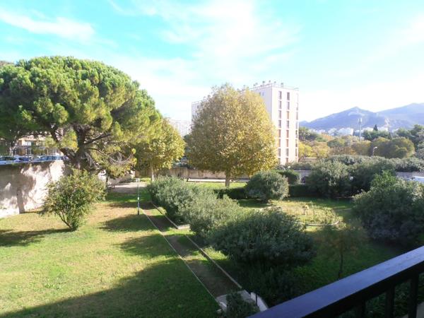 13011 Beau Type 4 avec balcon