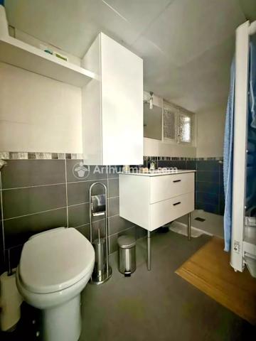 Vente                                                      Maison
                        
                     5 pièces                      87 m2                     à Saint-Astier