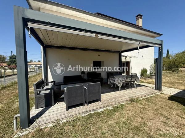 Vente                                                      Maison
                        
                     5 pièces                      87 m2                     à Saint-Astier