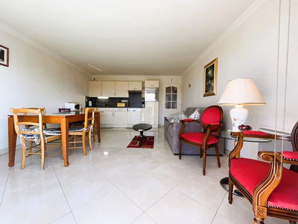 Appartement Sainte-Cécile 3 pièces, 2 chambres, garage - 63.47m²