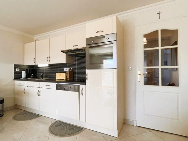 Appartement Sainte-Cécile 3 pièces, 2 chambres, garage - 63.47m²