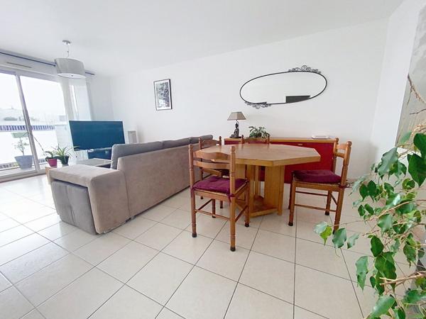 Appartement T3 de 67 m², avec terrasse et stationnement couvert