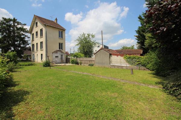 Maison à Villepreux - Terrain divisible