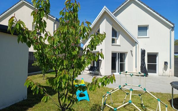 Maison à louer    5 pièces • 121 m2 Offemont