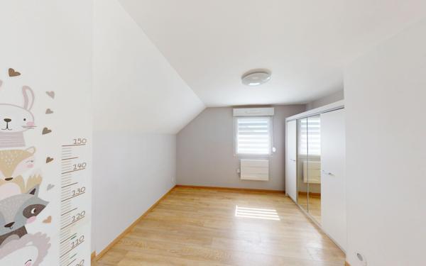 Maison à louer    5 pièces • 121 m2 Offemont