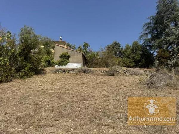 Vente                                                      Terrain
                        
                                         1342 m2                     à Millau