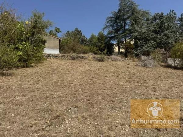 Vente                                                      Terrain
                        
                                         1342 m2                     à Millau