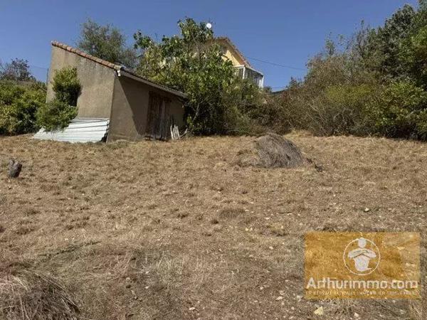 Vente                                                      Terrain
                        
                                         1342 m2                     à Millau