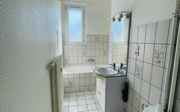 Appartement à louer    1 pièce •  Strasbourg