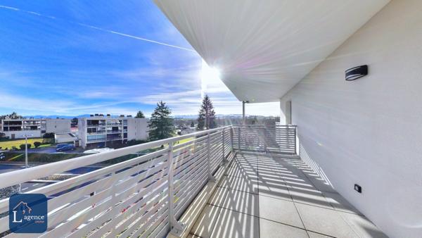 Appartement T2 garage double parking balcon vue Alpes et Mont Blanc Saint-Genis-Pouilly 01630