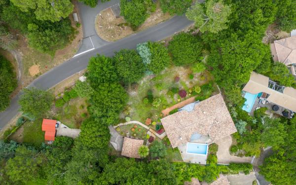 Maison à vendre    6 pièces •  Biscarrosse