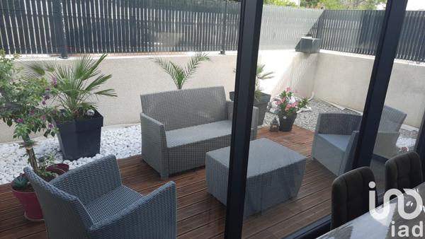 Maison de ville 4 pièces de 111 m² à Châteauneuf-sur-Isère (26300)