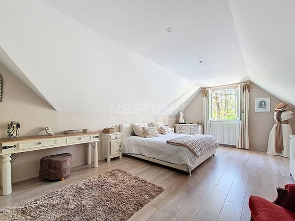 Maison Gouvieux 280M² habitables, jardin 2150 m² avec piscine