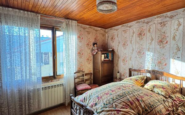 Maison à vendre    3 pièces • 72,70 m2 Décines-Charpieu