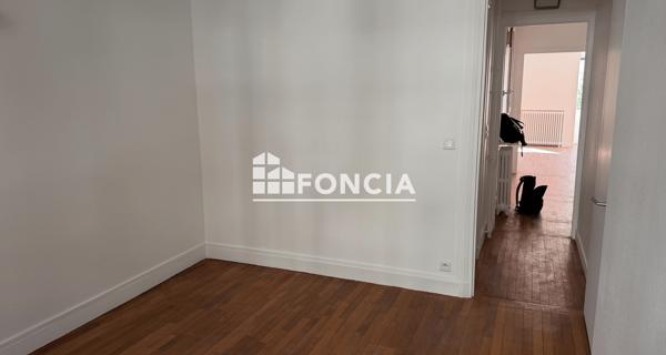 Location Appartement 2 pièces 59 m² - Paris 75005