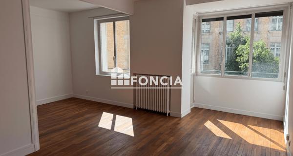 Location Appartement 2 pièces 59 m² - Paris 75005