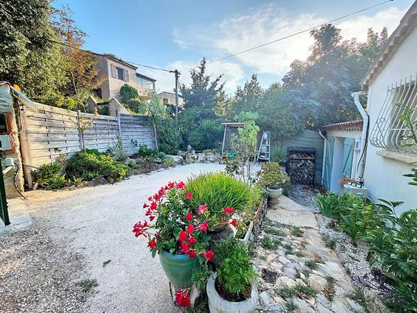 Six Fours les Plages - Maison de plain-pied de 7 pieces avec piscine