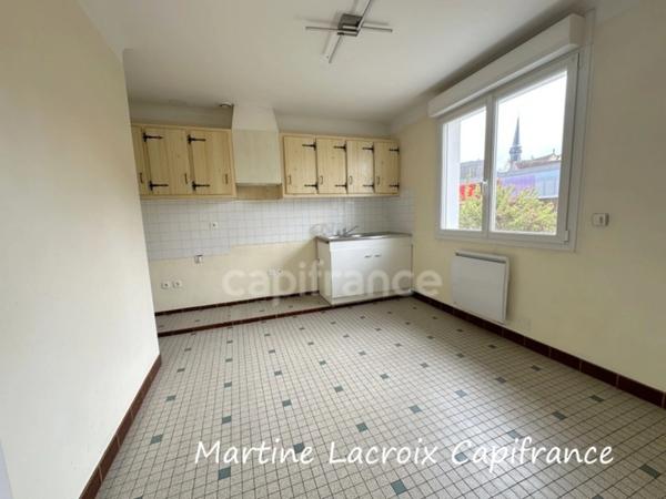 Dpt SARTHE (72), à vendre proche de LA FERTE BERNARD - MAISON P3 de 60 m² - Terrain de 679M².
