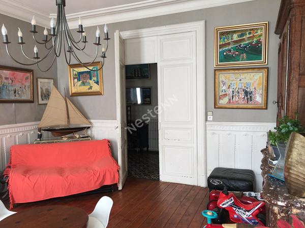 Maison de caractere Rochefort centre ville 5 chambres, jardin sans vis a vis