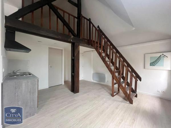Appartement à louer 2 pièces 38.12m² Avesnes-sur-Helpe (59440)
