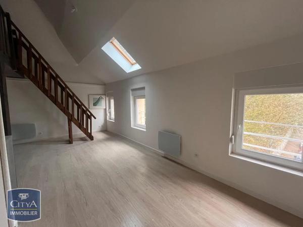 Appartement à louer 2 pièces 38.12m² Avesnes-sur-Helpe (59440)