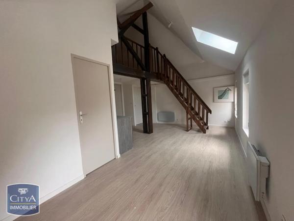 Appartement à louer 2 pièces 38.12m² Avesnes-sur-Helpe (59440)