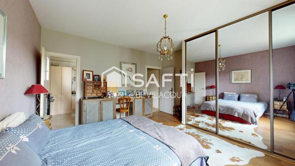 MAISON INDIVIDUELLE SANS VIS A VIS 5 CHAMBRES AVEC SOUS SOL TERRAIN PLAT 3500M² PISCINE