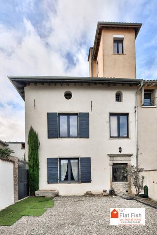 Millery (69390) EXCLUSIVITÉ – Demeure de caractère de 8 pièces du XVII siècle à Millery 322m², Grande Rue, 69390 Millery