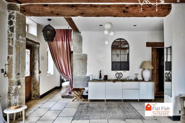 Millery (69390) EXCLUSIVITÉ – Demeure de caractère de 8 pièces du XVII siècle à Millery 322m², Grande Rue, 69390 Millery