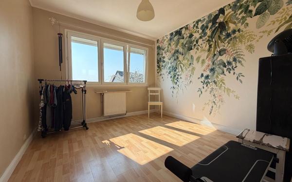 Maison à vendre    5 pièces •  Villecresnes