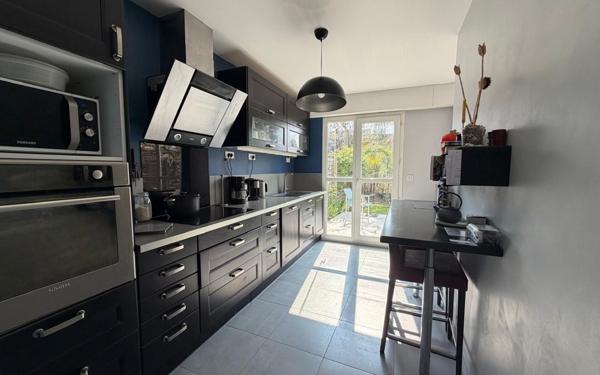 Maison à vendre    5 pièces •  Villecresnes