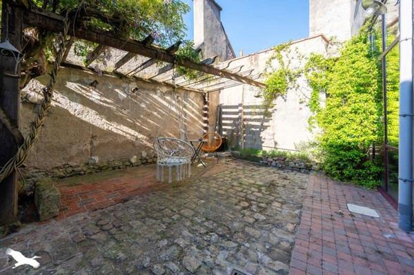 Maison à vendre |  Vierzon |  7 pièces | 219 m²