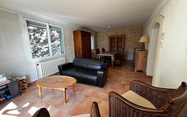 Maison à louer    4 pièces • 102,60 m2 Arles